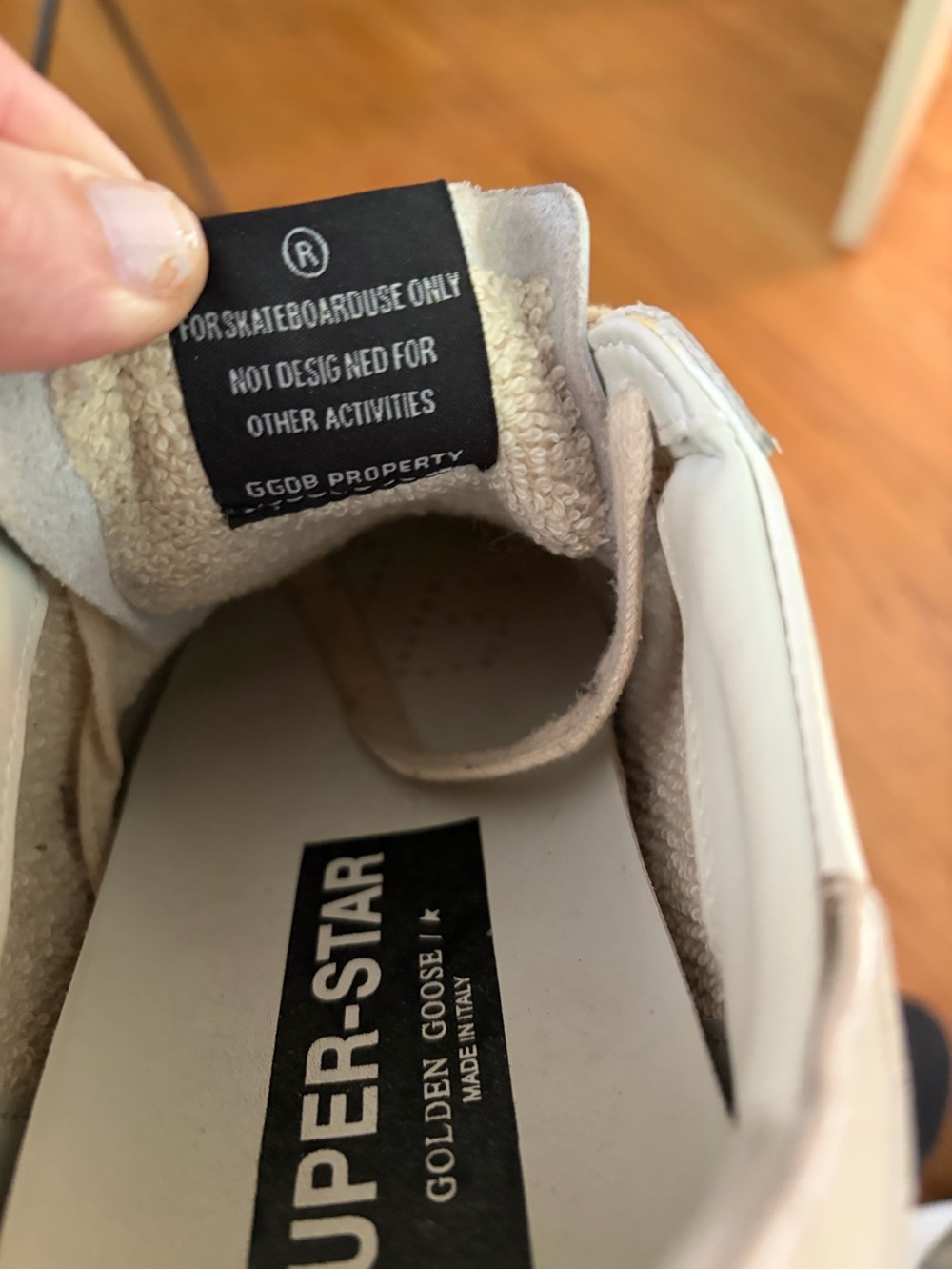 Golden Goose White and Gold Super-Star Sneaker Sz 10 - Picture 8 of 9